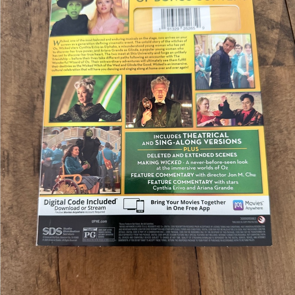 Wicked Blu-ray + Digital Code - Picture 2 of 2
